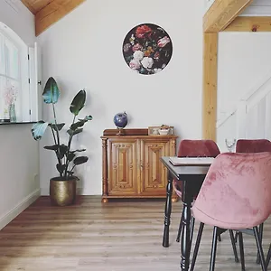 https://noxem-bb.thehaguehotels.net