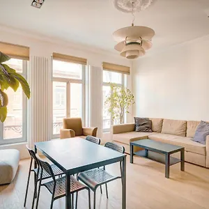  Apartamento The Greenplace Lodge. In Heart Of Antwerp. Bélgica