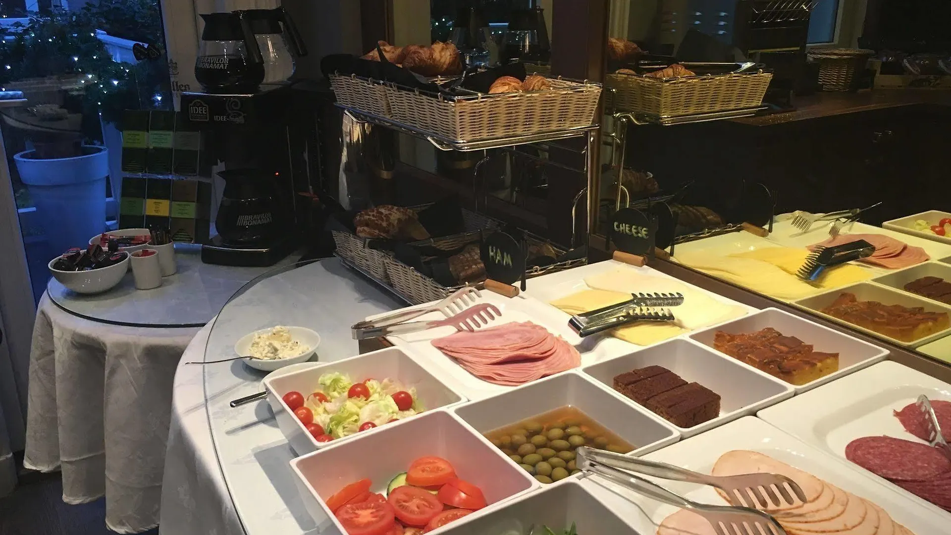 ***  אמסטרדם Apple Inn Hotel הולנד